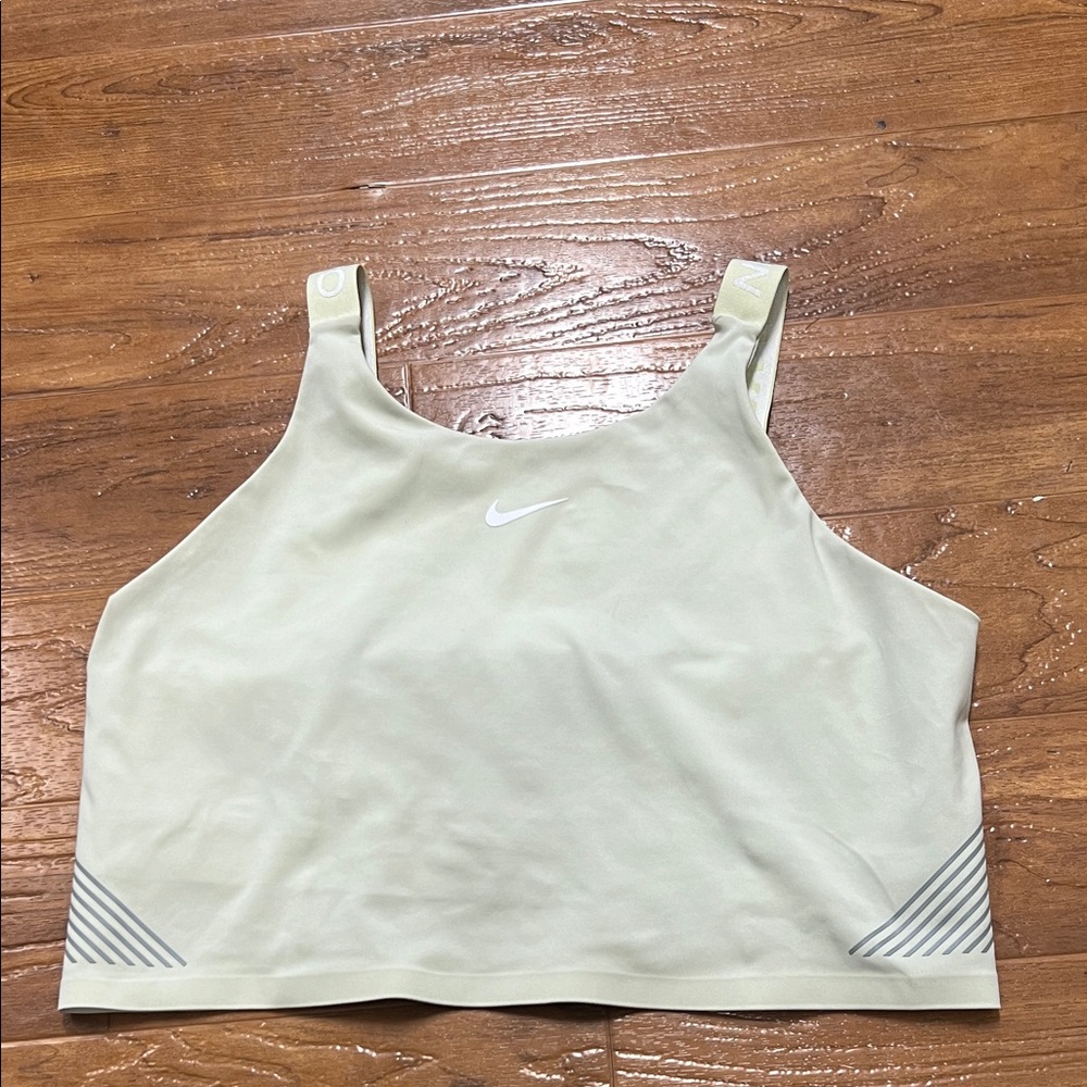 Nike Pro Top